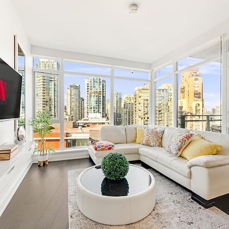 Premium 2Br Living With Unmatched Cityscape Views Lägenhet Vancouver Exteriör bild